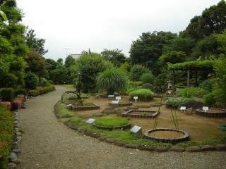 万葉植物園