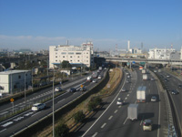 臨海部を通る東関東自動車道