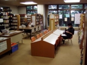 写真：東部公民館図書室