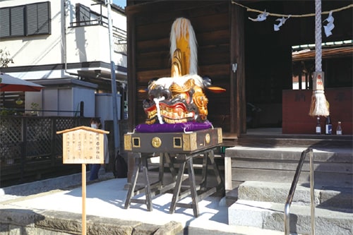 画像：河原春日神社の獅子頭