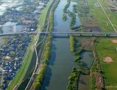 江戸川上空写真（玉葉橋）