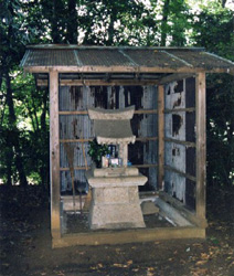 大野城跡と将門さま（弁天祠）