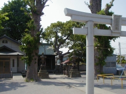 春日神社（クリックすると曽谷・宮久保界隈の紹介ページにリンクします）