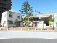 妙典駅前広場