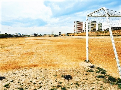 写真：江戸川河川敷サッカー場