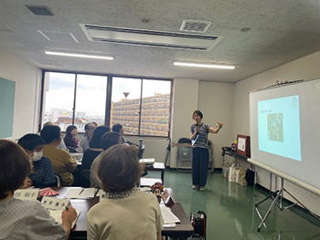 写真：全体会議の様子（2）