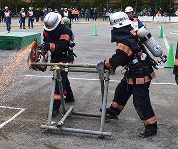 写真：市川市消防局警防活動技術大会の様子（2）