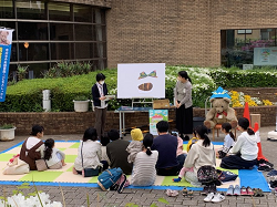 写真：はるかぜえほんの会の様子