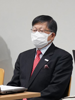講演中の写真