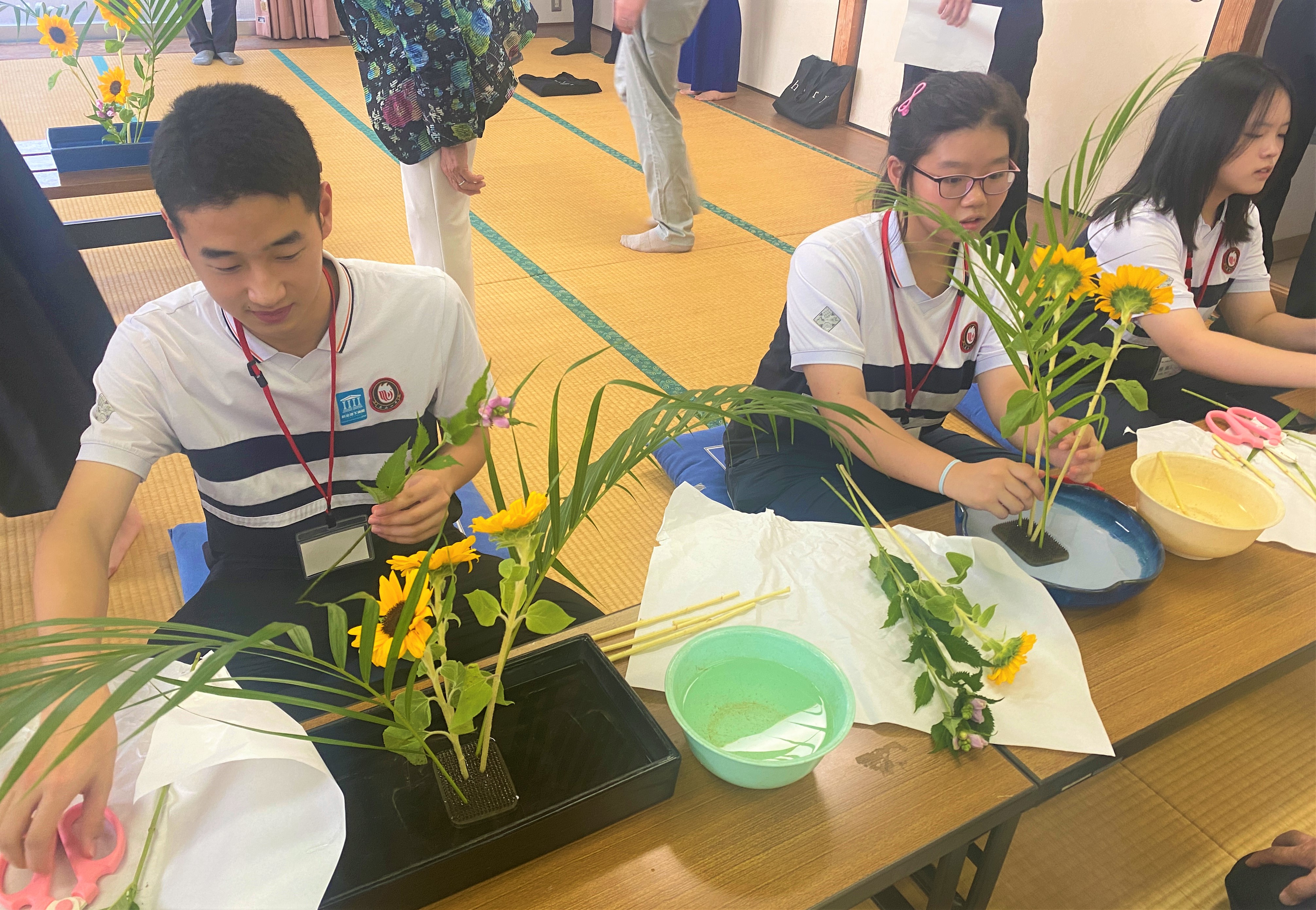 写真：生け花体験