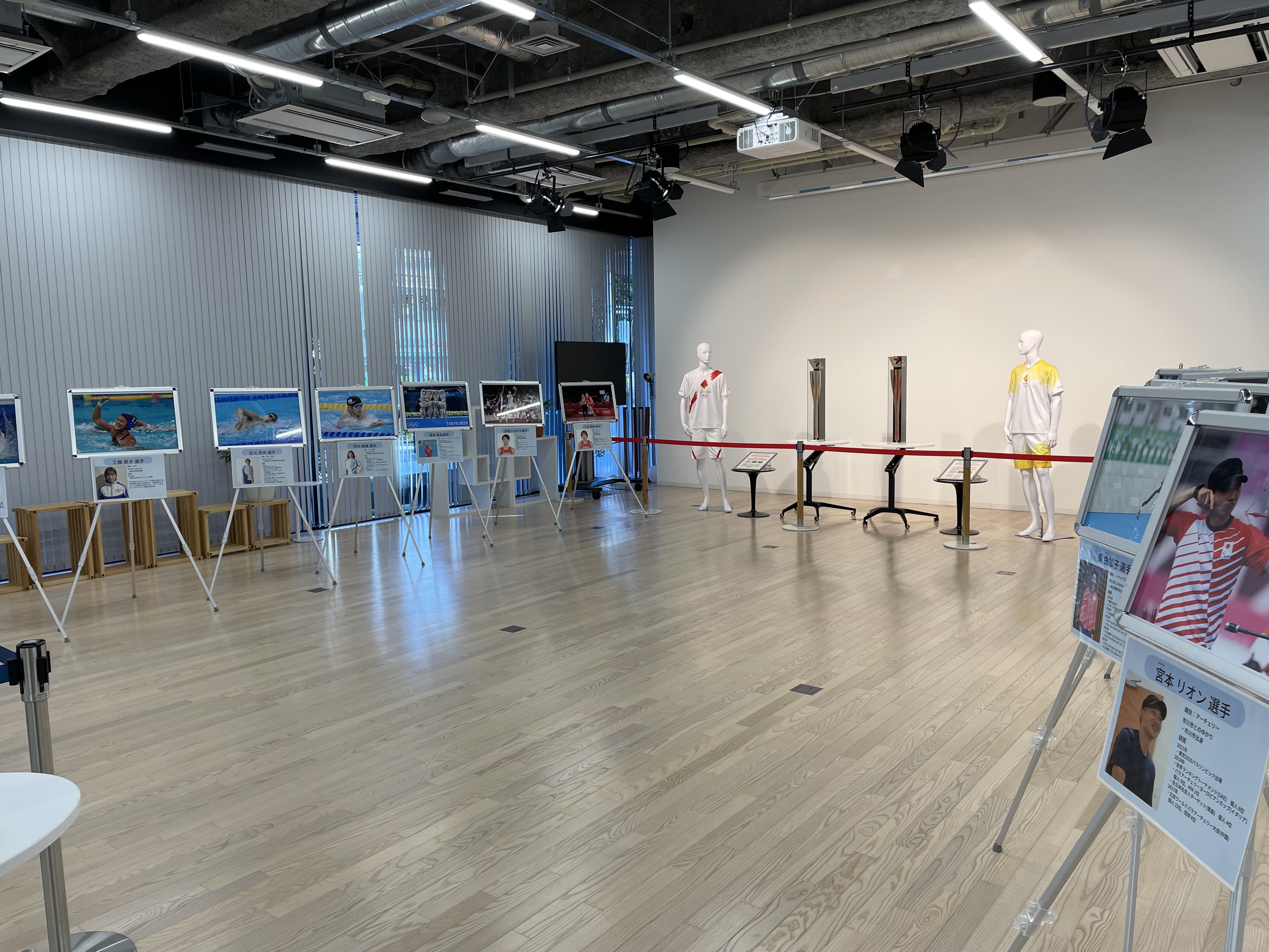 写真:展示会会場の様子