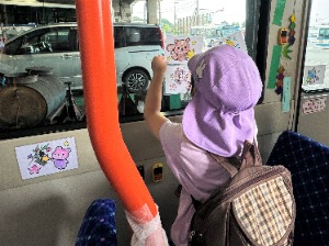 飾り付けの様子(市川梨の花保育園)写真4