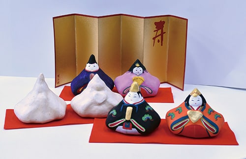 画像:自由に絵を描いてオリジナルのひな人形を作ろう