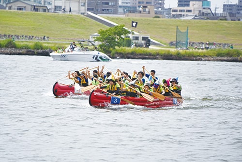 画像：Eボートレースの様子