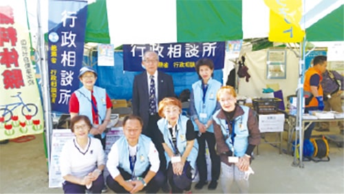 画像:市民まつりでの広報活動