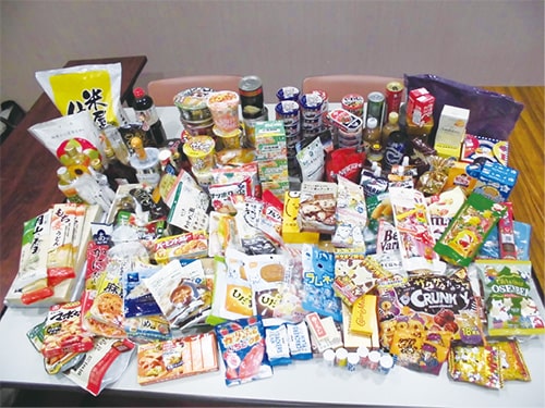 画像：寄付された食品