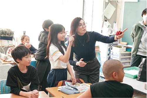 画像：小中一貫したカリキュラムによる英語活動・英語教育の実施