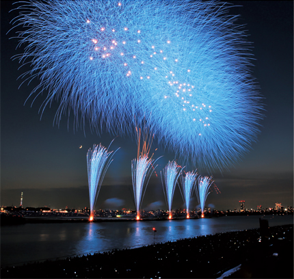 【Instagram】いちかわの夜空に咲く大輪の花［8月3日］