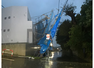 台風に備える