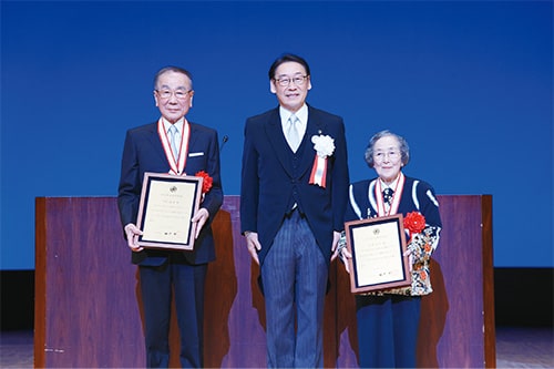 画像：名誉市民の岡様 中津様