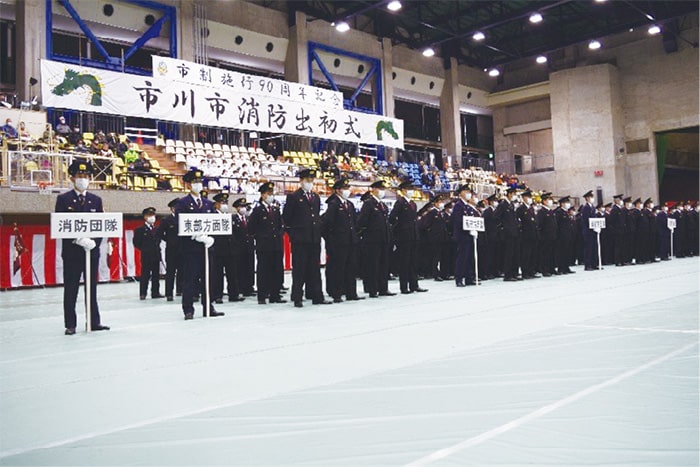 画像：部隊整列