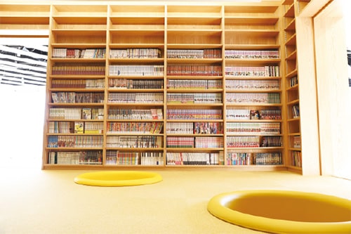 画像：会議でみんなが考えてくれた本を実際に導入しました。