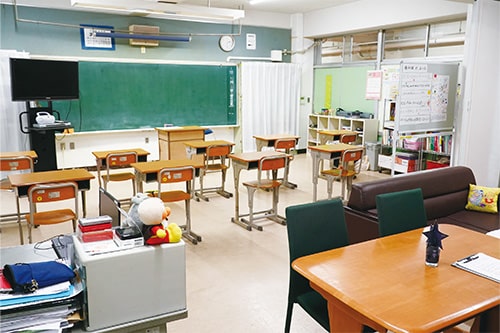 画像：第二中学校内「須和田ルーム」