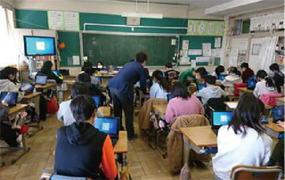 ICTを活用した授業の画像