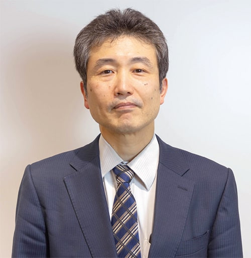 顔画像：高木秀人教育長