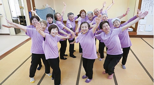 画像：気功とリズム体操