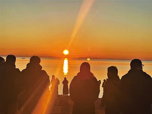 画像：塩浜三番瀬公園から見た初日の出