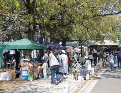 【Facebook】青空の下のヒト・モノ・コト［4月14日］の画像