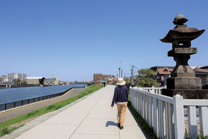 [ちょっと足を延ばして]常夜灯公園の画像