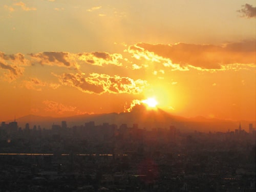 画像：富士山を背景に東京の街並みを一望できます