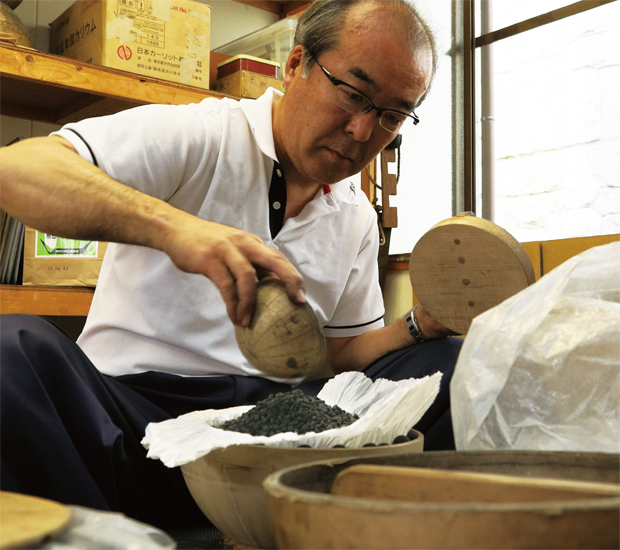 職人の技が彩る夏夜空の画像