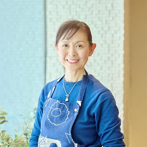 顔画像：鈴木佳世子氏