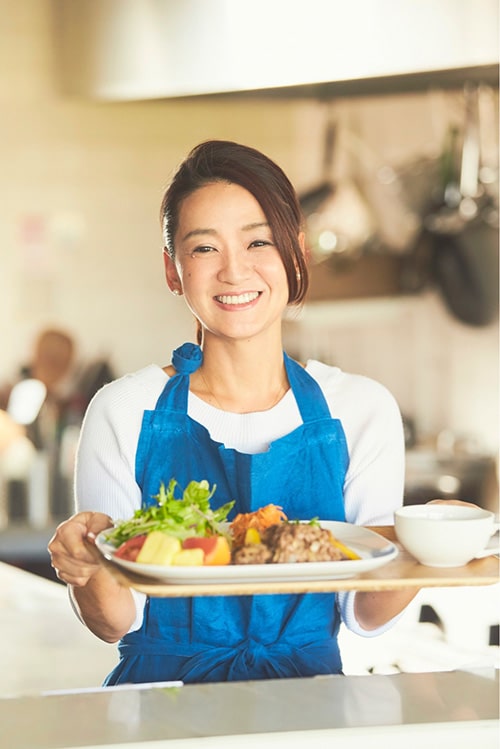 顔画像：村野明子氏