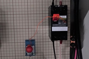 画像：感震ブレーカー