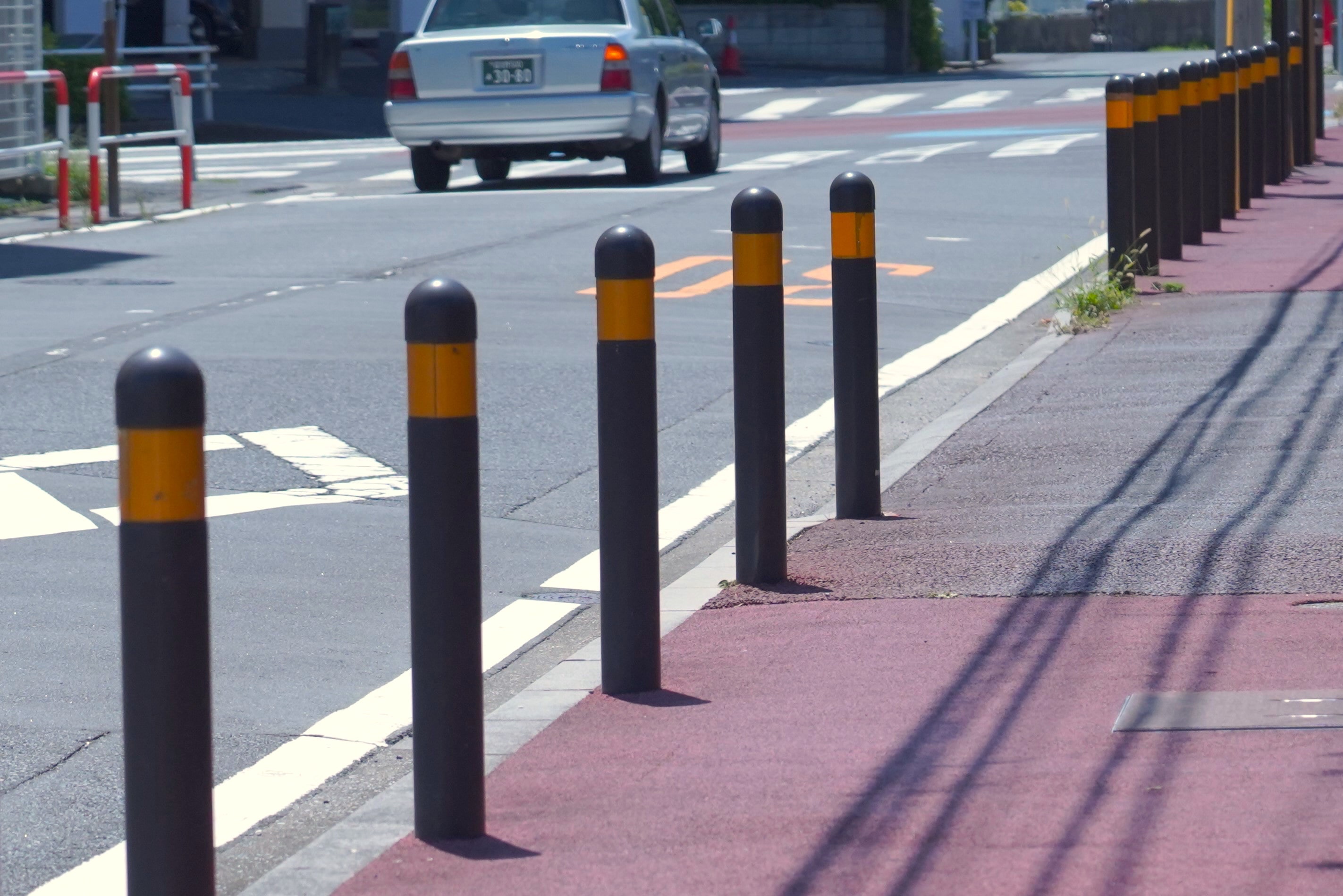 車止めポールの画像