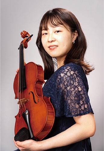 顔画像：新井 瑞穂氏