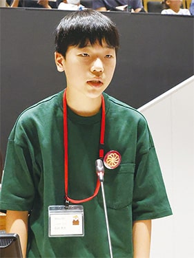 顔画像：国府台小学校 石﨑さん