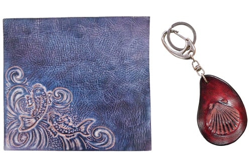 画像：新﨑さんお気に入りの作品たち