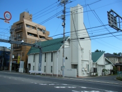 Omf　ザ・チャペル・オブ・アドレーション