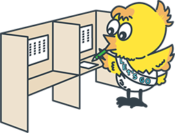 投票記載台で投票用紙に記入するせんぴょちゃん