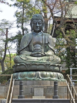 法華経寺銅造釈迦如来坐像の画像