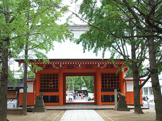 随神門を鳥居側より望むの画像