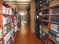 レファレンスライブラリー（高書架）（写真画像）