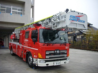 はしご付消防車の画像
