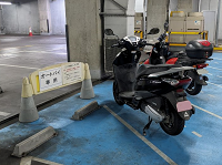 バイク駐輪場(写真画像)