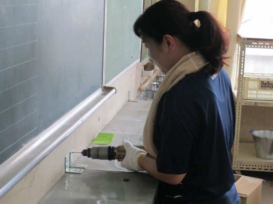 写真：各校用務員としての仕事